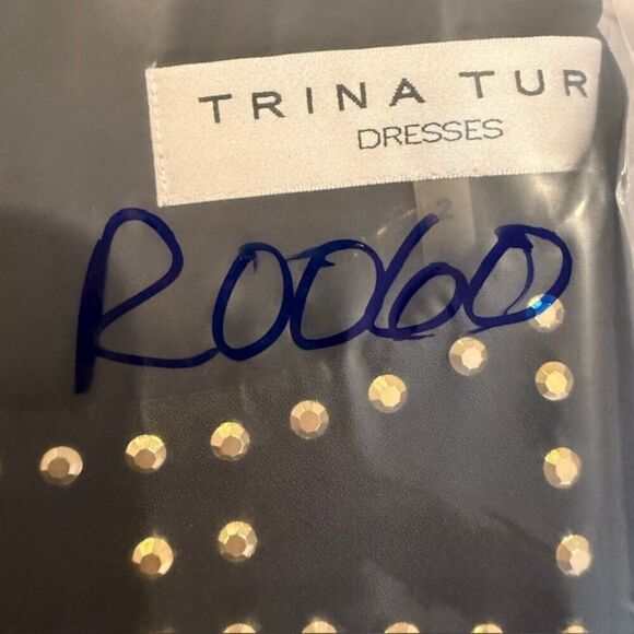 Trina Turk Blake Dress Gold Studded Black Crepe Mini Sheath Sleeveless Size 2 - Picture 15 of 15